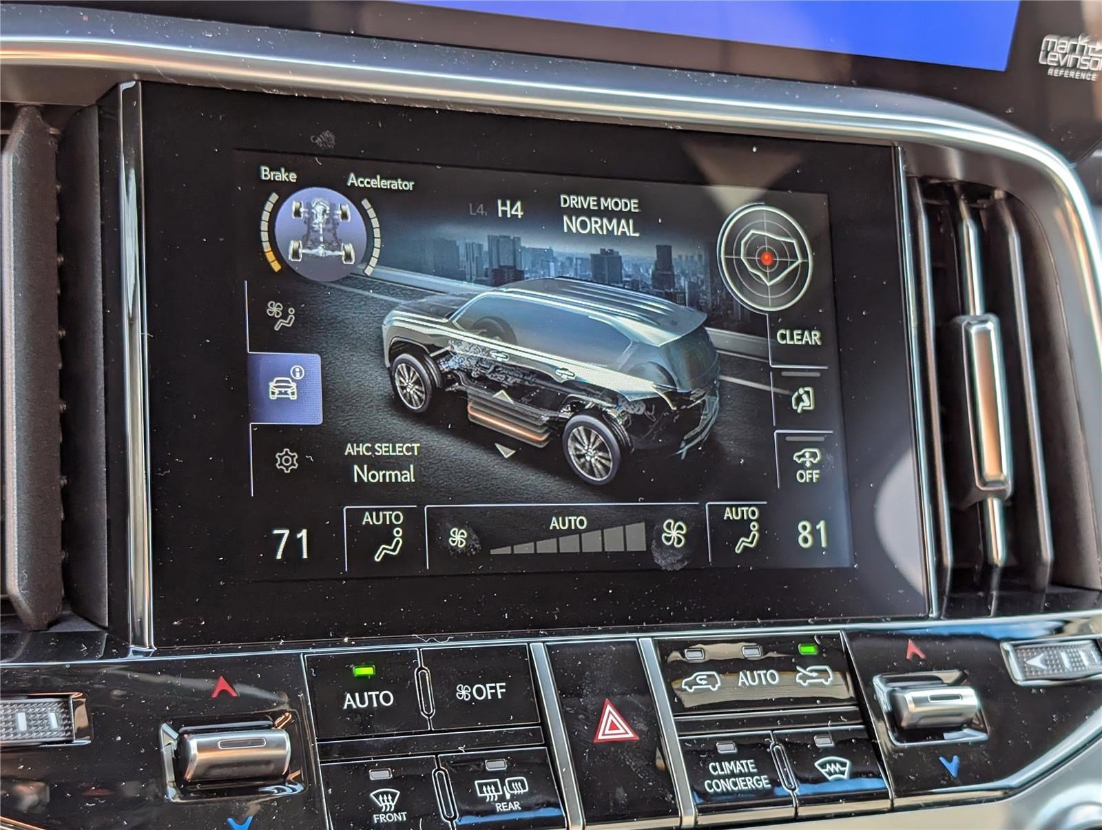 New 2026 Lexus LX 600 4WD w/ Luxury Package image 31