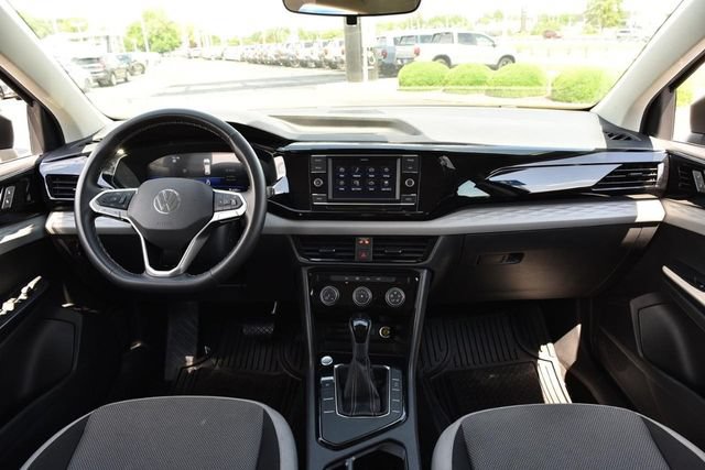 Used 2024 Volkswagen Taos S FWD image 7
