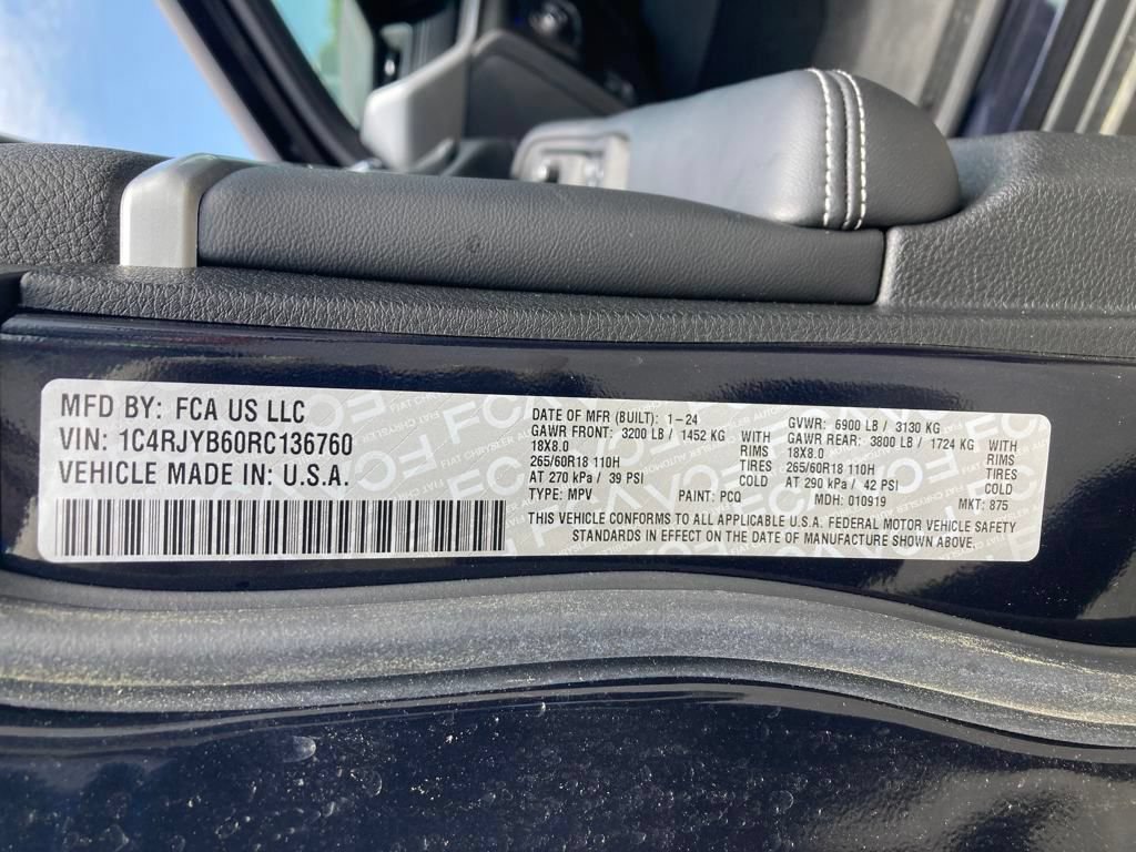 New 2024 Jeep Grand Cherokee Limited 4xe w/ Luxury Tech Group II AWD/4WD image 30