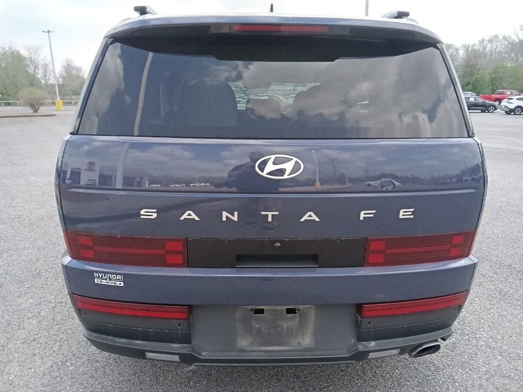 Used 2025 Hyundai Santa Fe SEL image 4