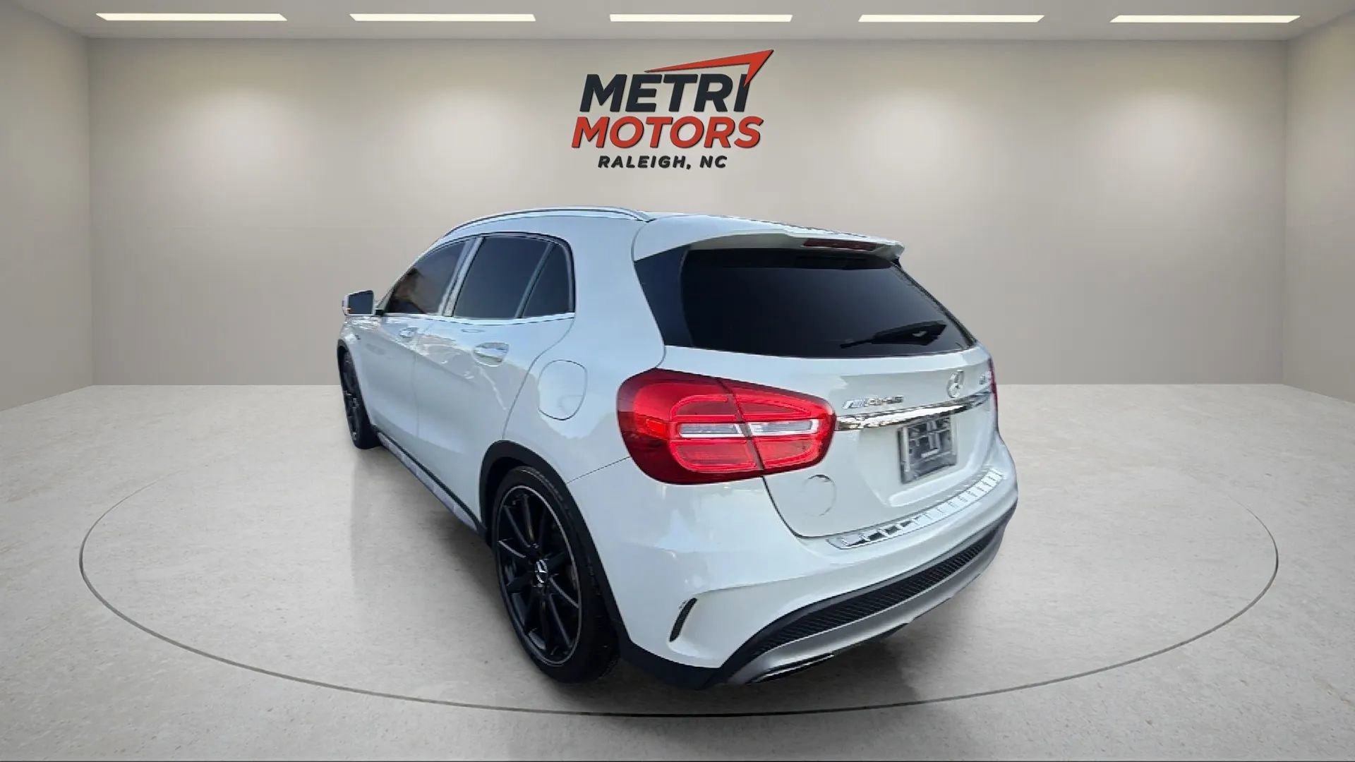 Used 2017 Mercedes-Benz GLA 45 AMG 4MATIC image 5