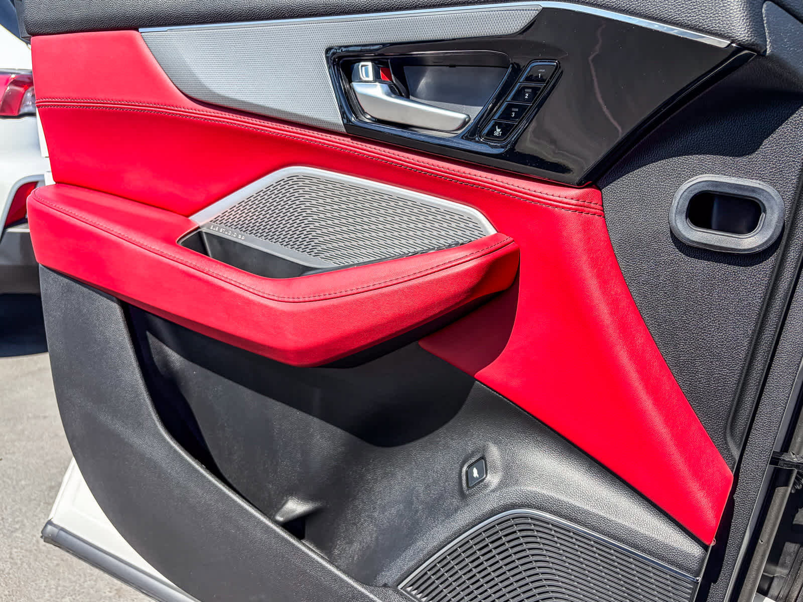 Used 2024 Acura MDX A-Spec AWD/4WD image 18