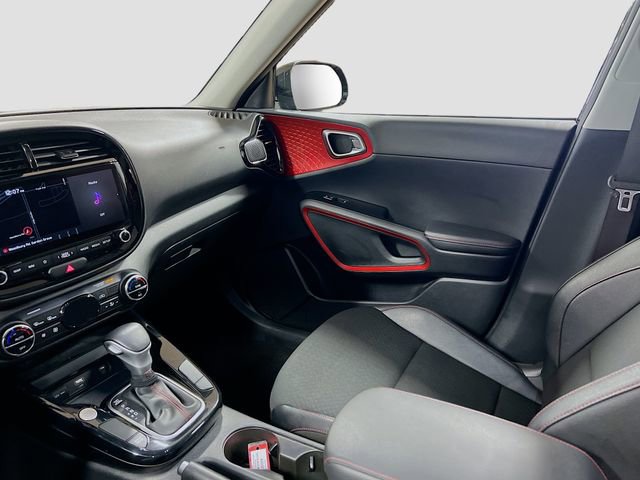 Used 2023 Kia Soul GT-Line image 23