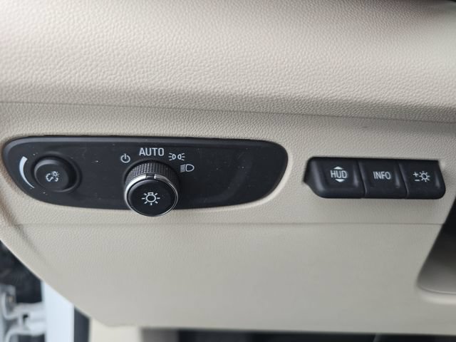 Used 2023 Buick Envision Essence w/ Technology Package I AWD/4WD image 27