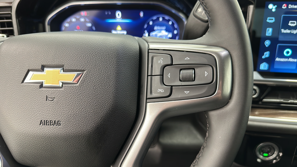 Used 2024 Chevrolet Silverado 1500 LT AWD/4WD image 21