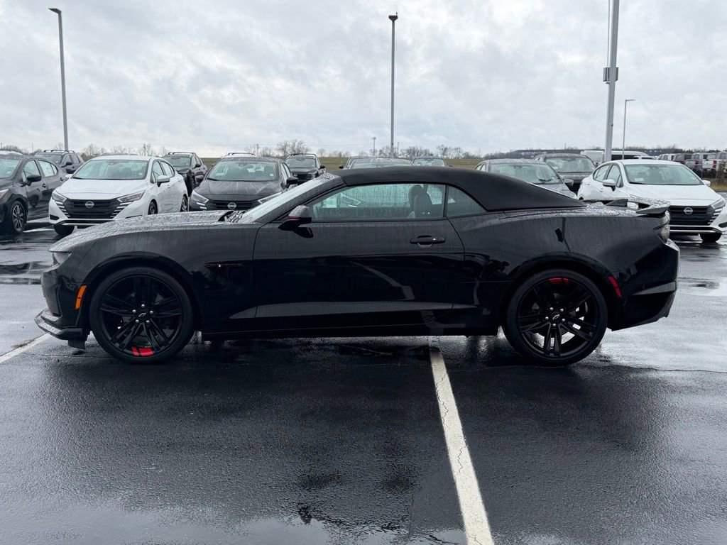 Used 2022 Chevrolet Camaro LT w/ Redline Edition image 8