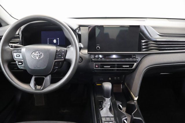 Used 2025 Toyota Camry LE FWD image 12