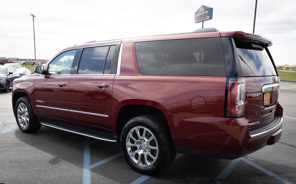 Used 2019 GMC Yukon XL Denali w/ Open Road Package image 30