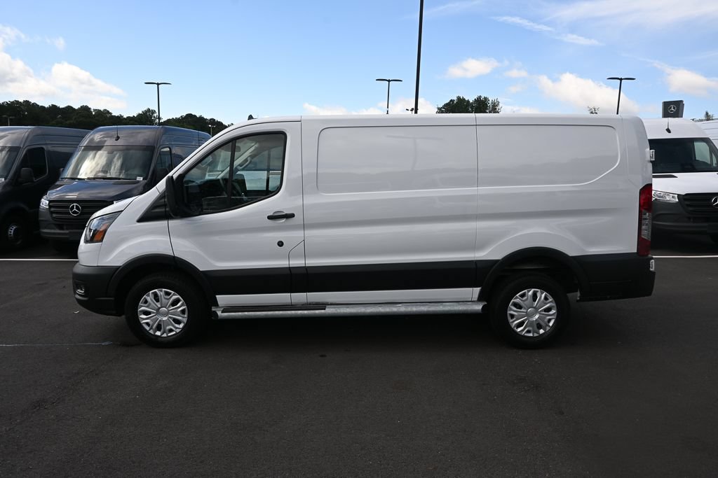 Used 2025 Ford Transit 250 Low Roof w/ Exterior Upgrade Package RWD image 3