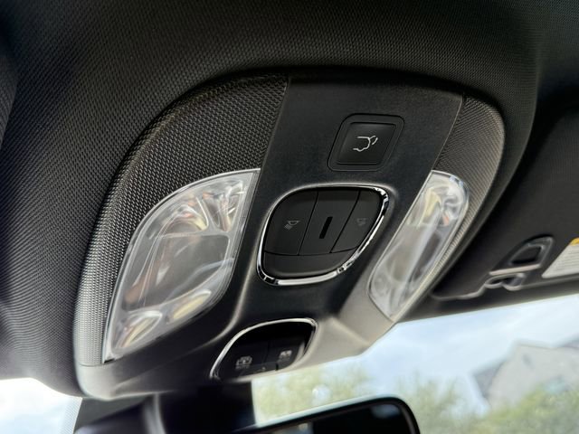 New 2025 Jeep Compass Latitude w/ Sun & Sound Group AWD/4WD image 25