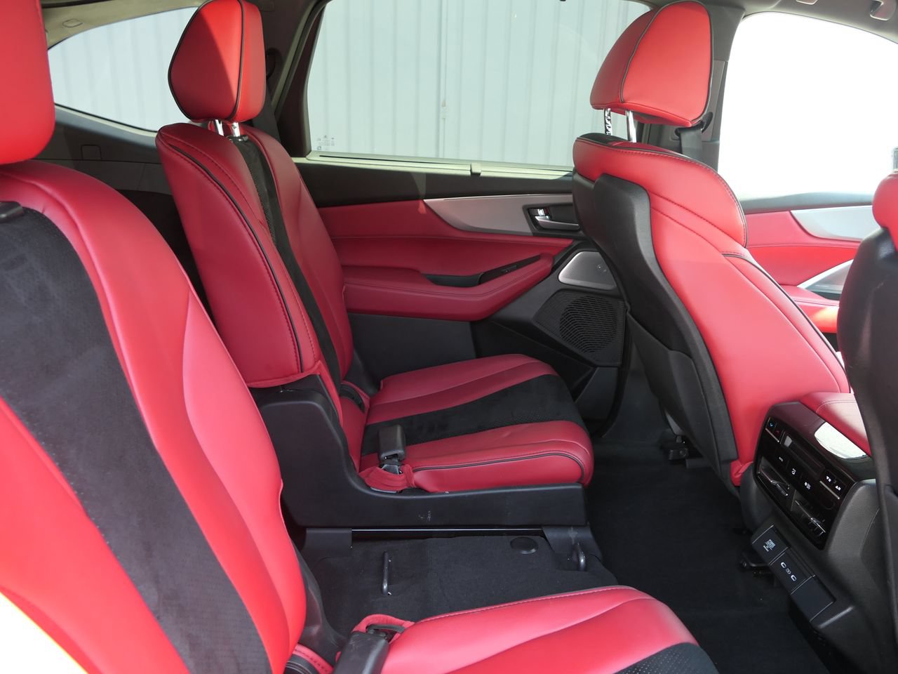 Used 2025 Acura MDX A-Spec AWD/4WD image 26