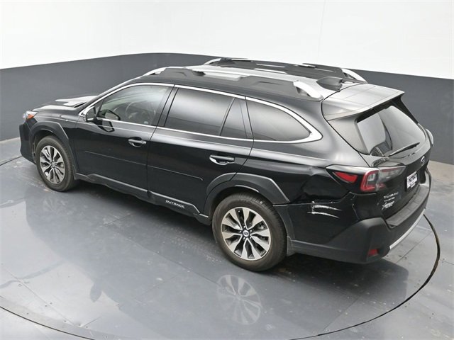 Used 2024 Subaru Outback Touring image 31