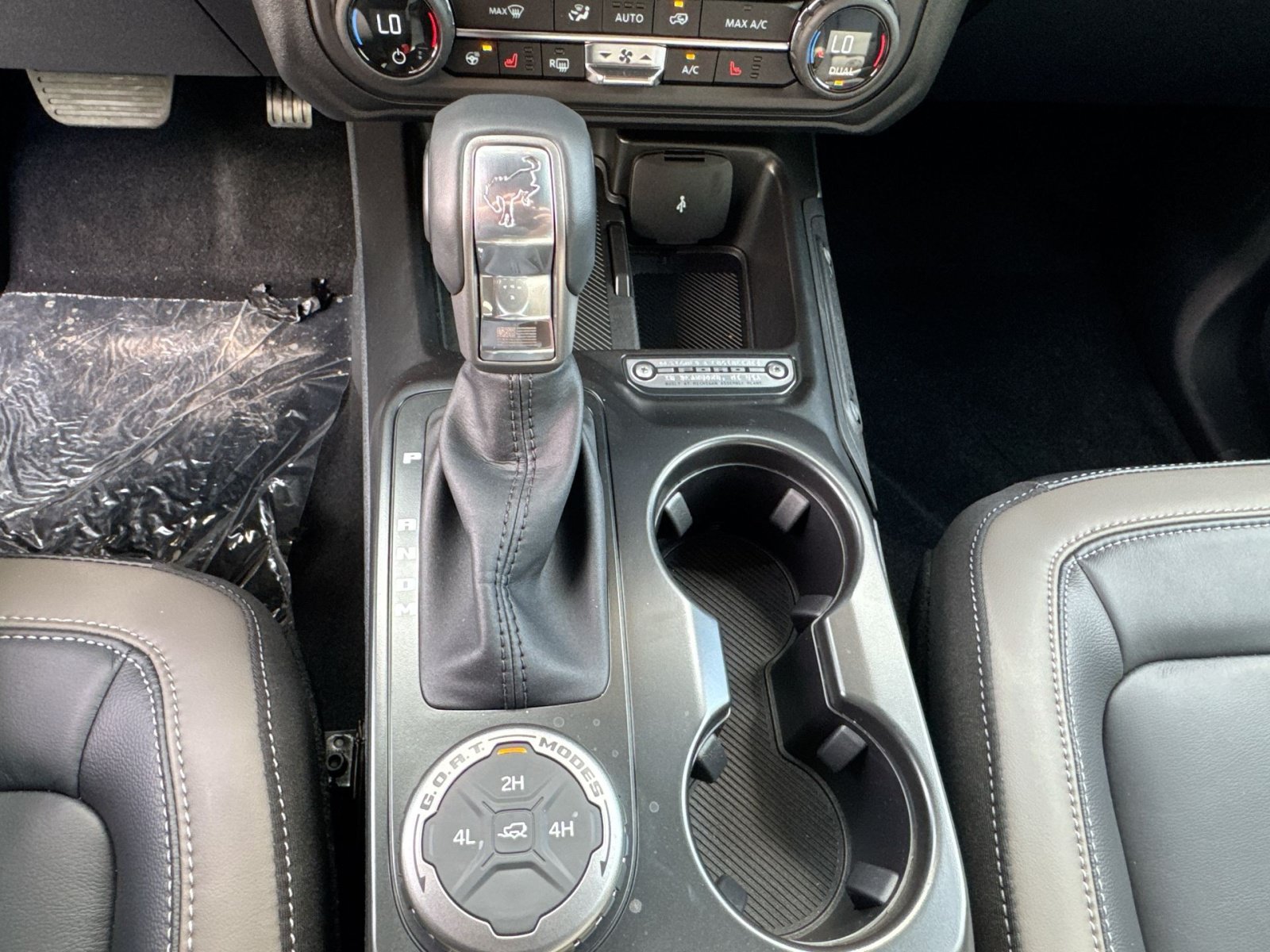New 2026 Ford Bronco Outer Banks AWD/4WD image 24