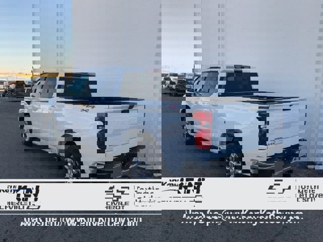 Used 2023 Chevrolet Silverado 1500 LT image 39