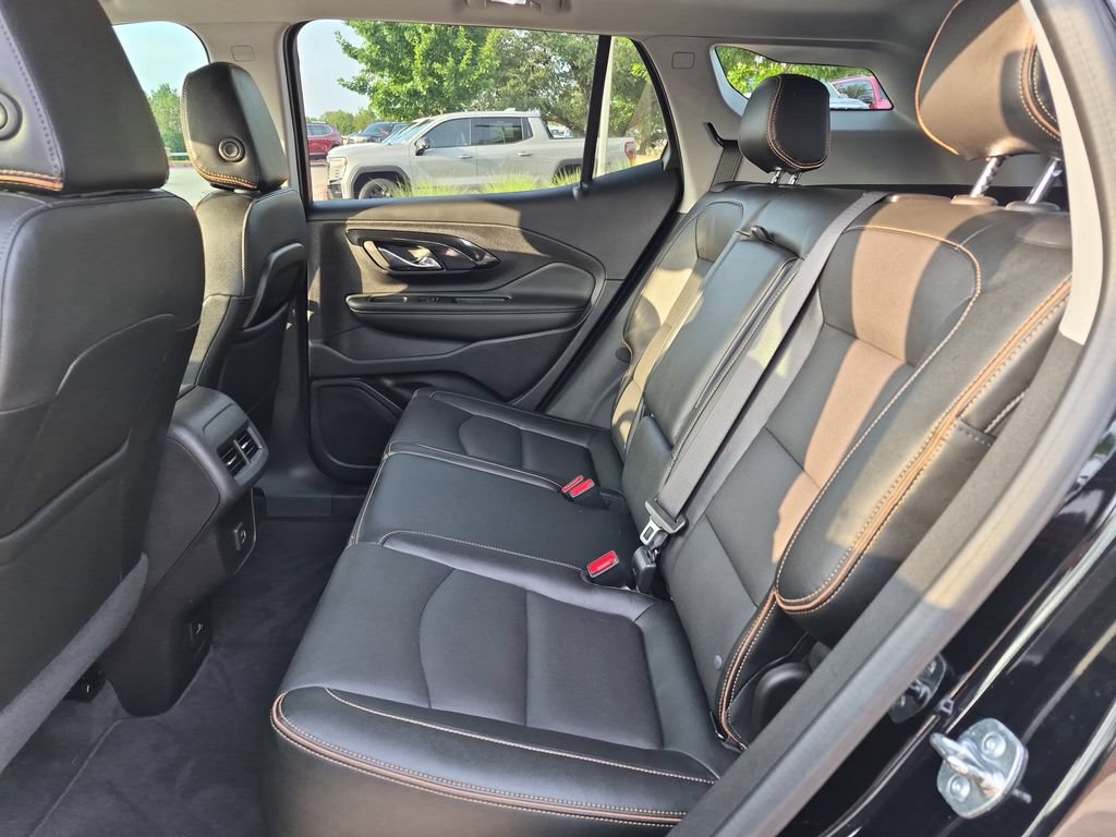 Certified 2024 GMC Terrain AT4 w/ Infotainment Package II AWD/4WD image 37