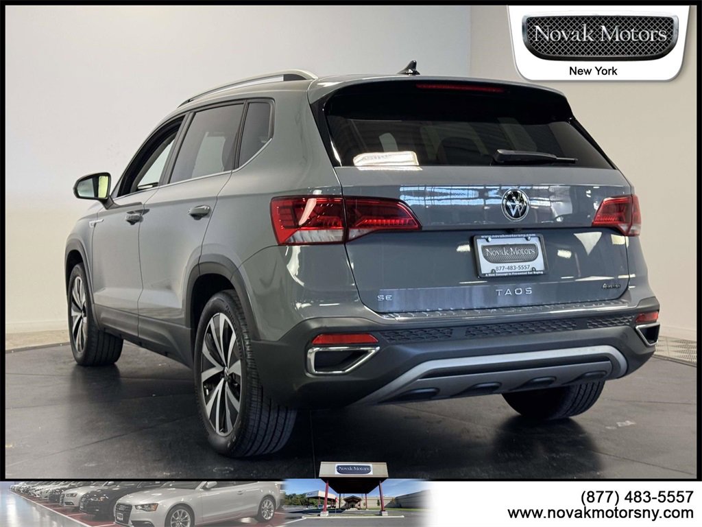 Used 2022 Volkswagen Taos SE image 5