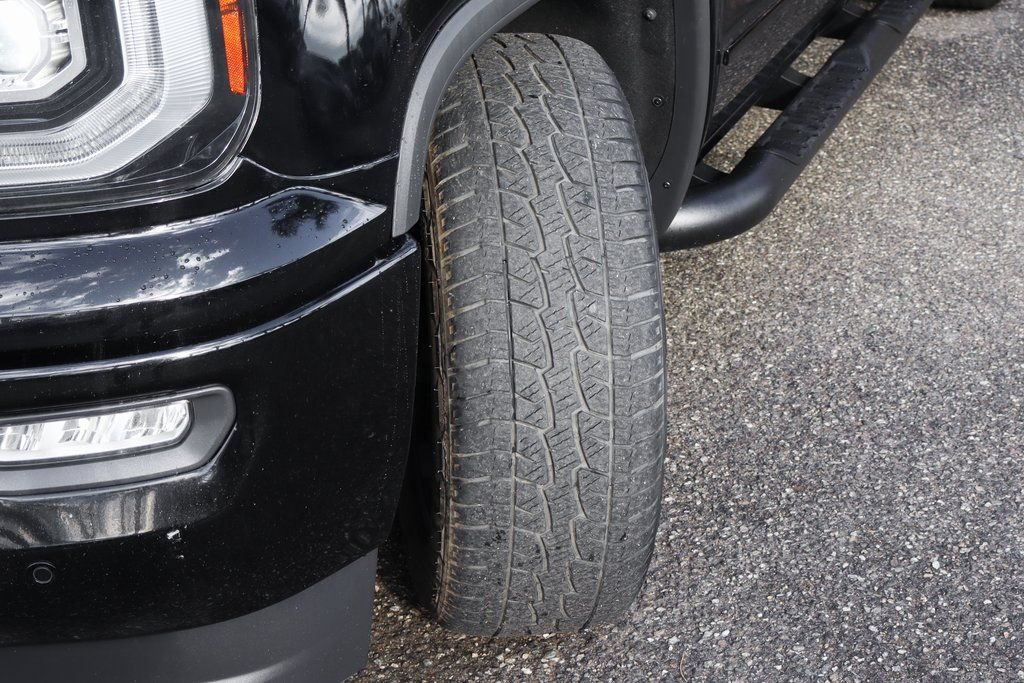 Used 2018 GMC Sierra 1500 SLT AWD/4WD image 47