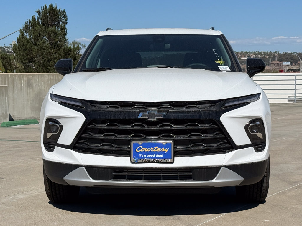 New 2026 Chevrolet Blazer LT w/ Midnight/Sport Edition FWD image 4