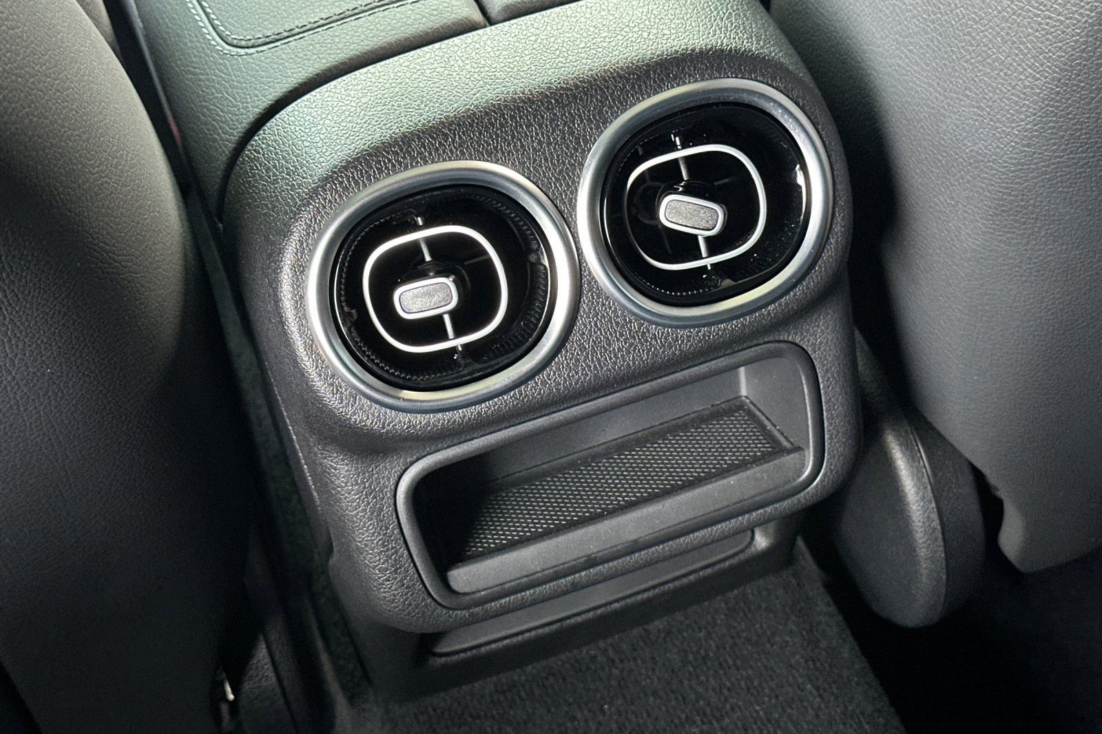 Certified 2024 Mercedes-Benz GLC 300 4MATIC image 32