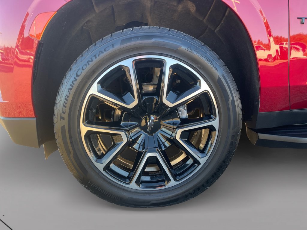 Used 2021 Chevrolet Tahoe RST w/ Luxury Package AWD/4WD image 9