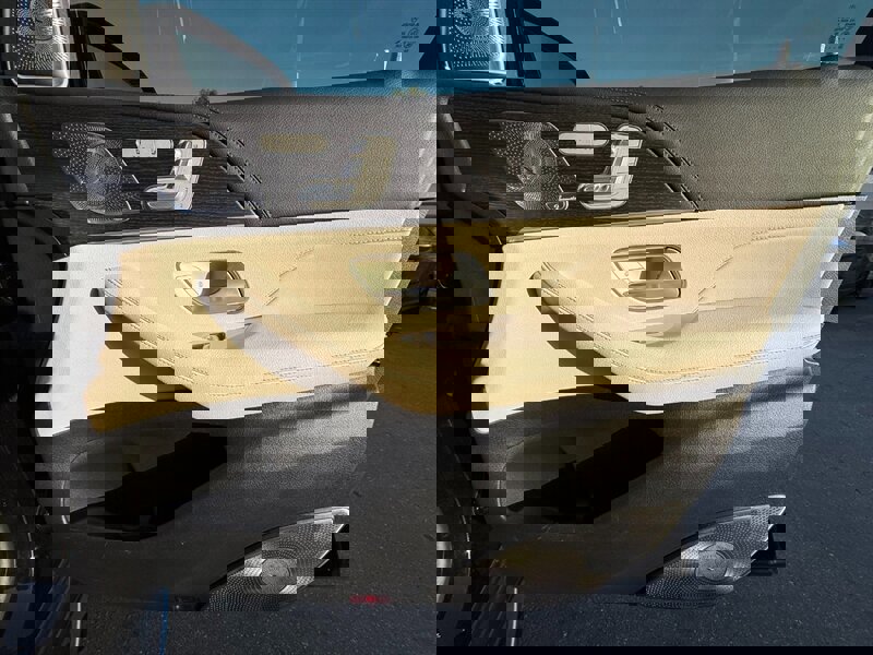 Used 2021 Mercedes-Benz GLS 580 4MATIC image 43