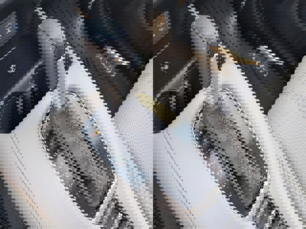 New 2026 Honda HR-V EX-L image 16