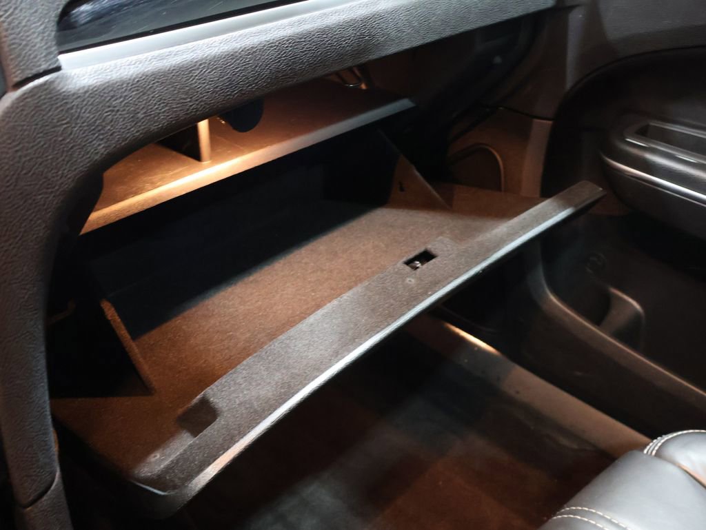 Certified 2018 Chrysler 300 S w/ 300S Premium Group image 39