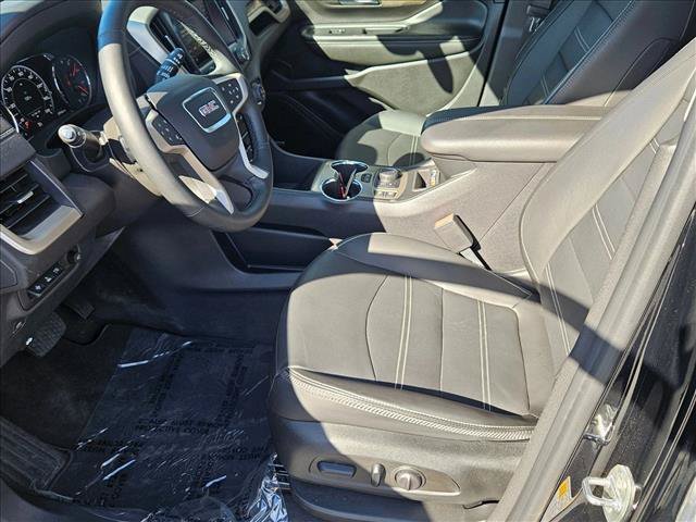 Used 2024 GMC Terrain Denali w/ Black Diamond Edition AWD/4WD image 15