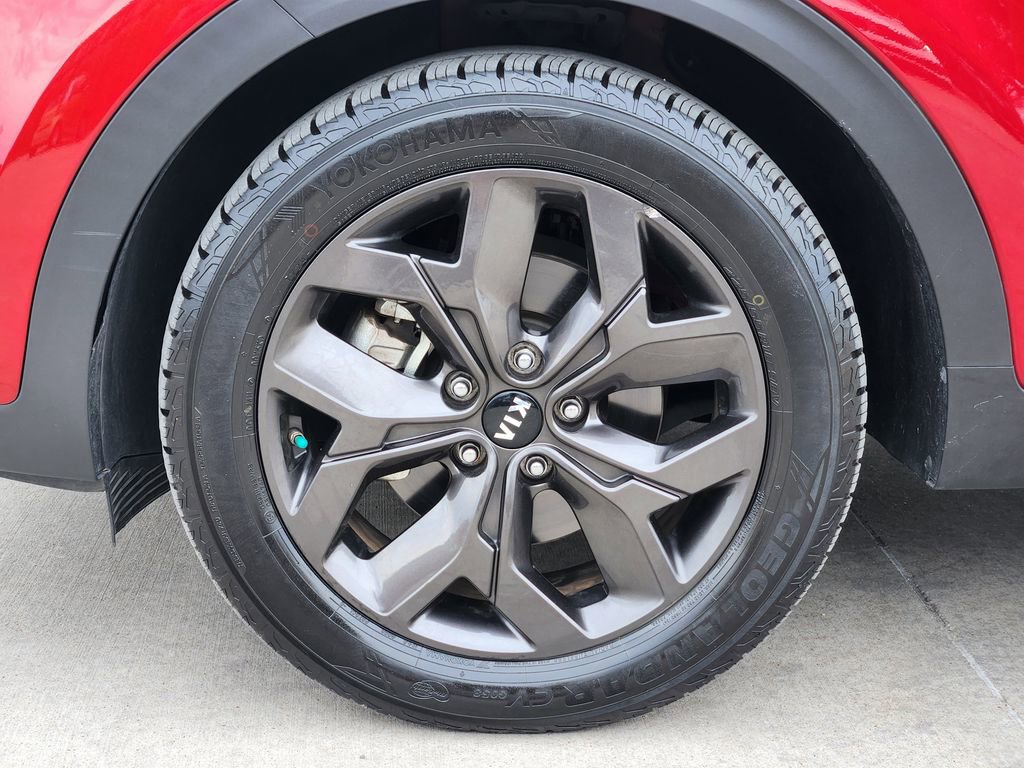 Certified 2022 Kia Sportage LX w/ LX FWD Value Edition Package image 10