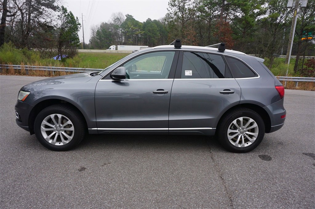 Used 2015 Audi Q5 2.0T Premium Plus w/ Technology Package image 18