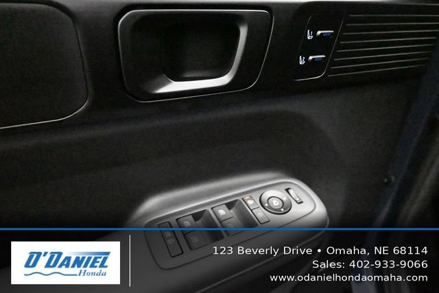 Used 2025 Hyundai Santa Fe Calligraphy AWD/4WD image 24