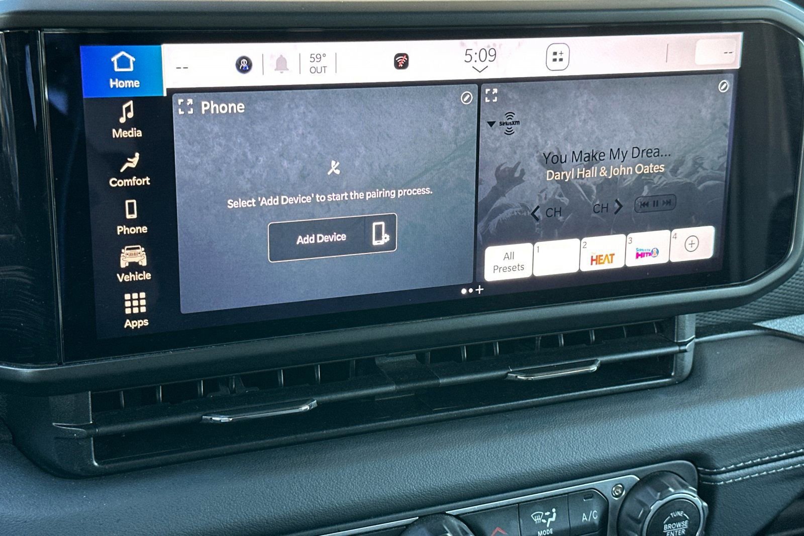 Used 2025 Jeep Wrangler Unlimited Rubicon image 18