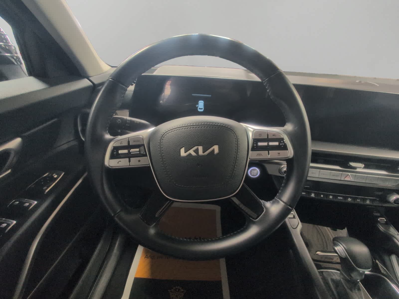 Used 2025 Kia Telluride S AWD/4WD image 12