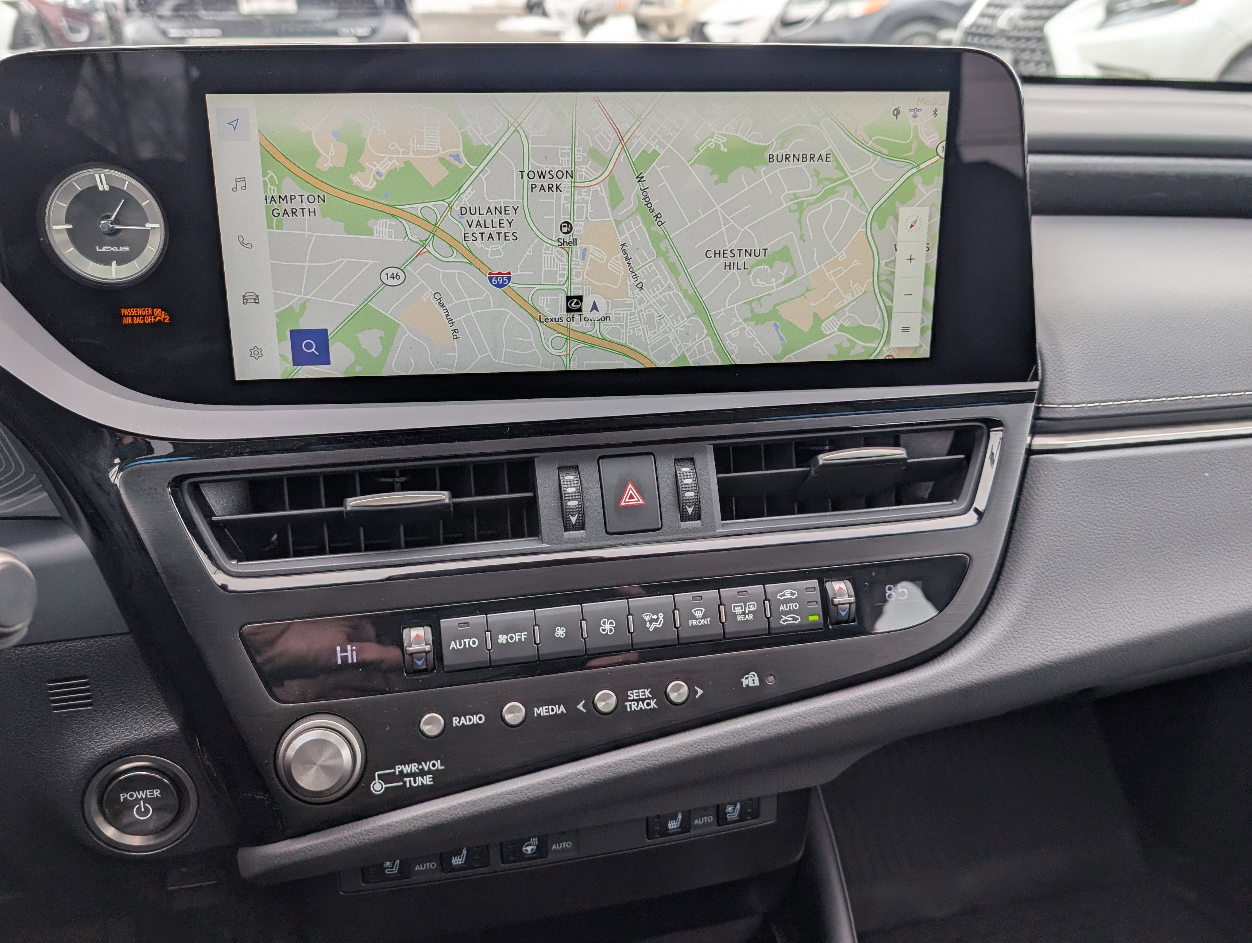 Certified 2025 Lexus ES 300h w/ Premium Package image 29