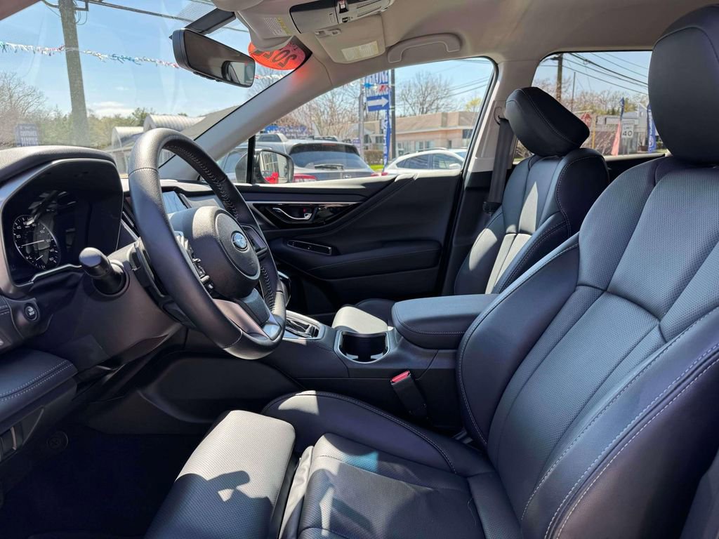 Used 2022 Subaru Outback Limited image 17