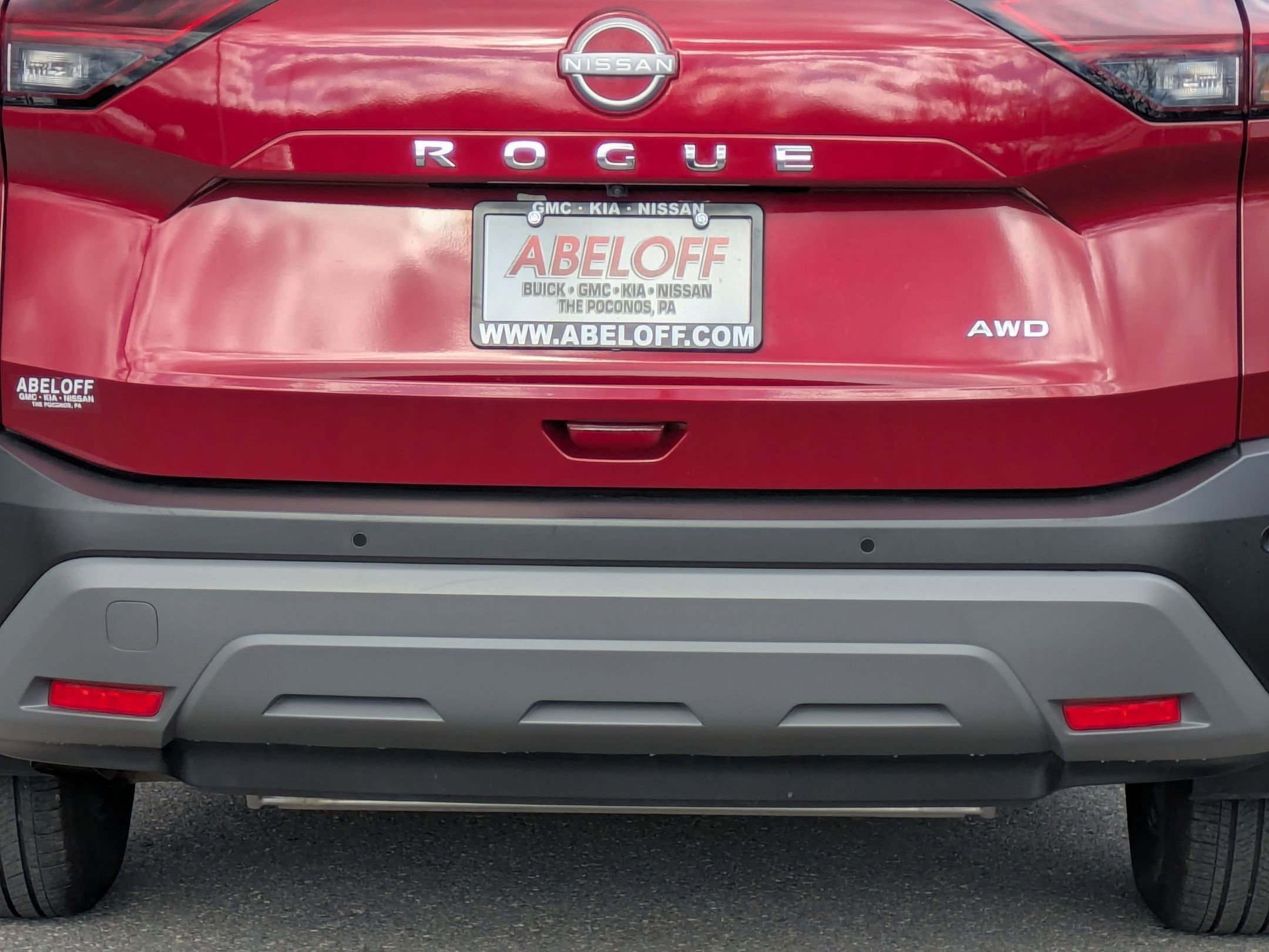 Used 2023 Nissan Rogue S image 24