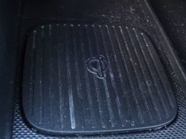 Used 2025 Hyundai Elantra SEL FWD image 45