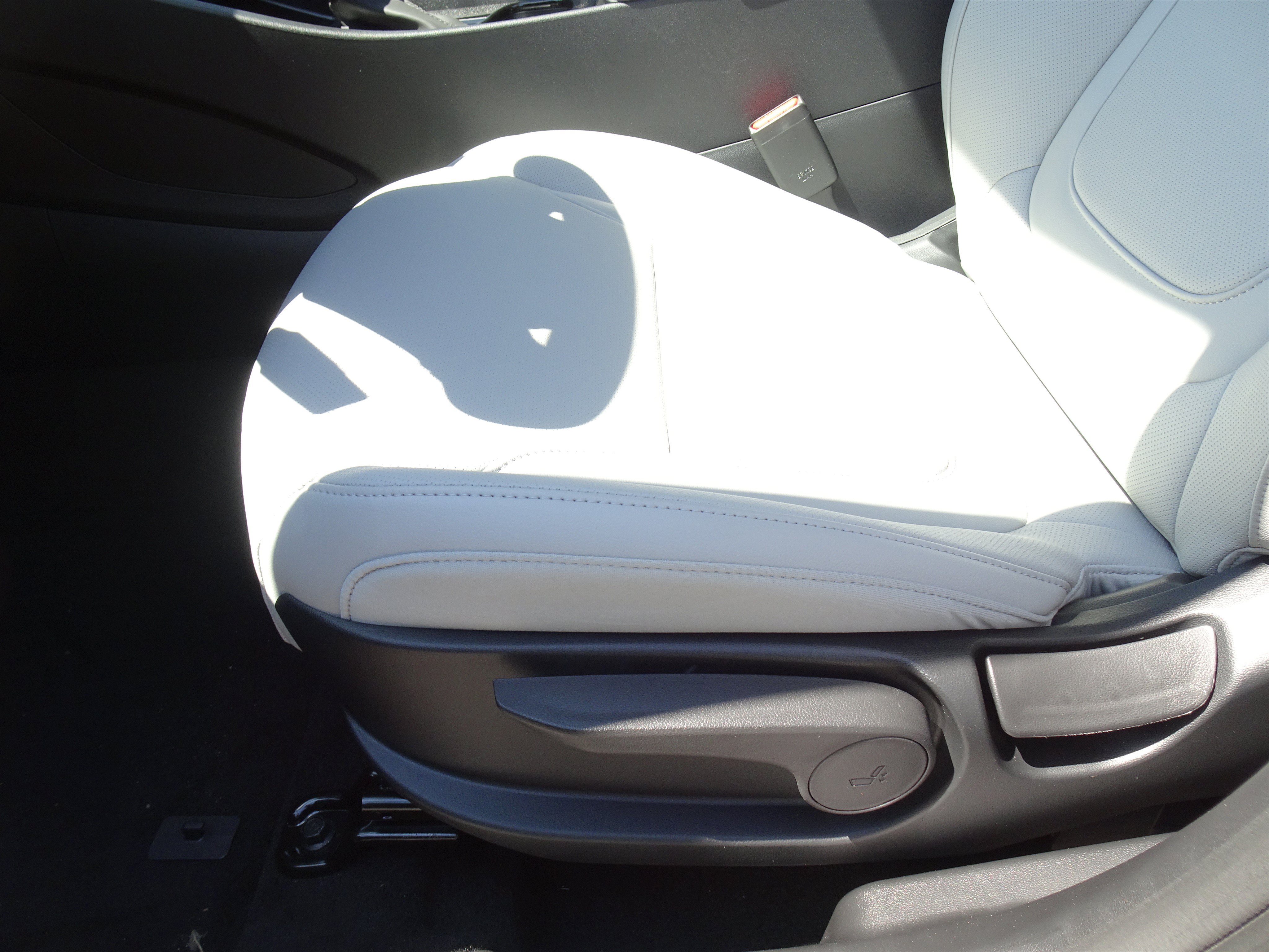 New 2027 Hyundai Santa Cruz SE AWD/4WD image 9