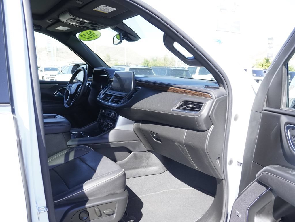 Used 2022 Chevrolet Tahoe Premier AWD/4WD image 28
