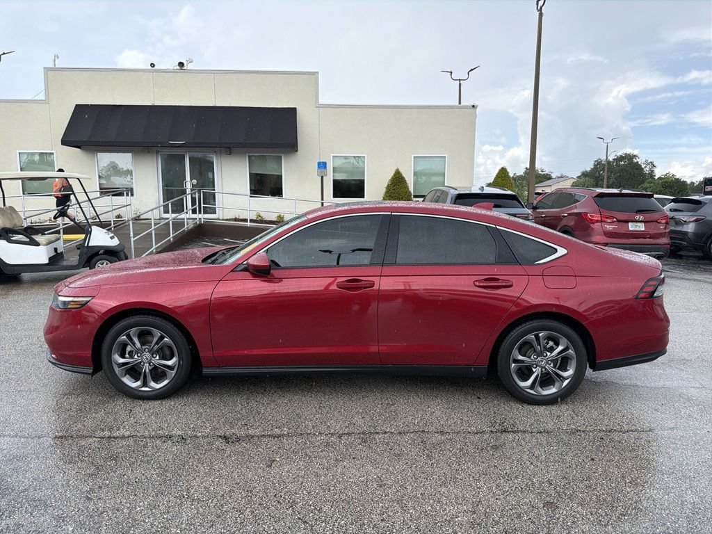 Used 2024 Honda Accord EX image 7