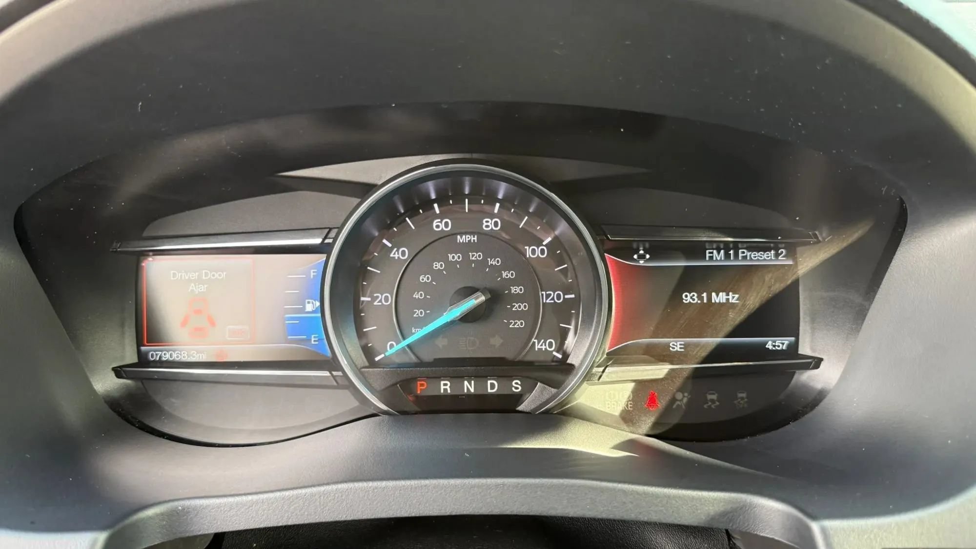 Used 2017 Ford Explorer XLT w/ Equipment Group 202A FWD image 23