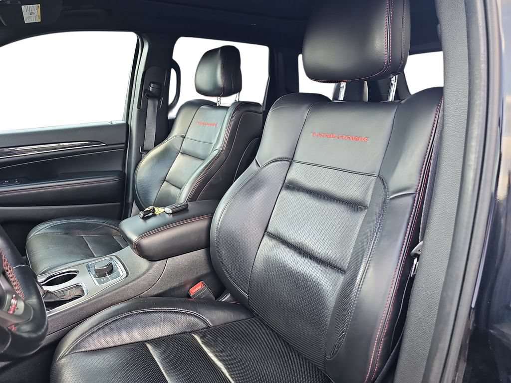 Used 2021 Jeep Grand Cherokee Trailhawk w/ Trailhawk Luxury Group AWD/4WD image 15