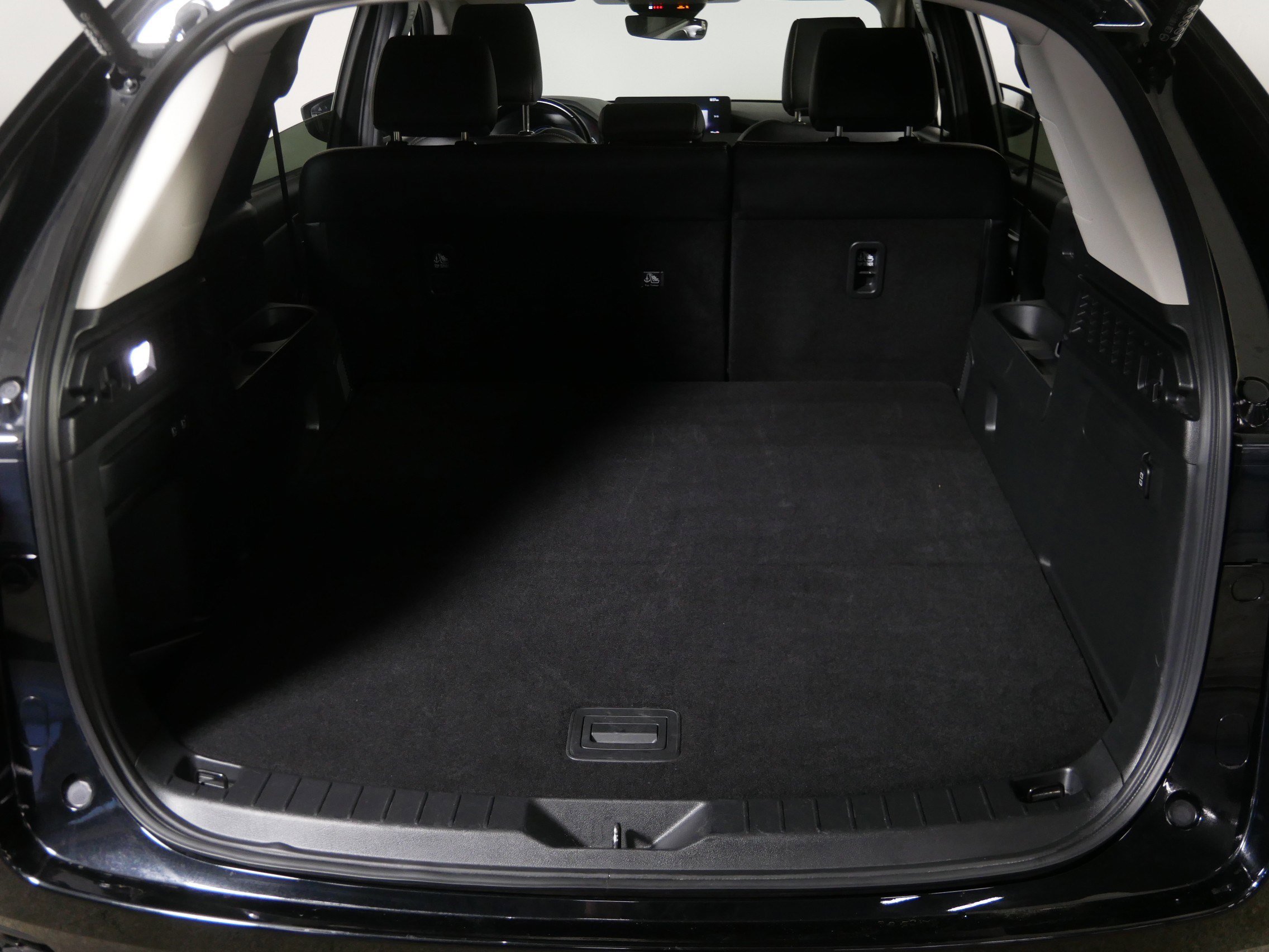 Certified 2025 MAZDA CX-70 3.3 Turbo w/ Preferred Package image 18