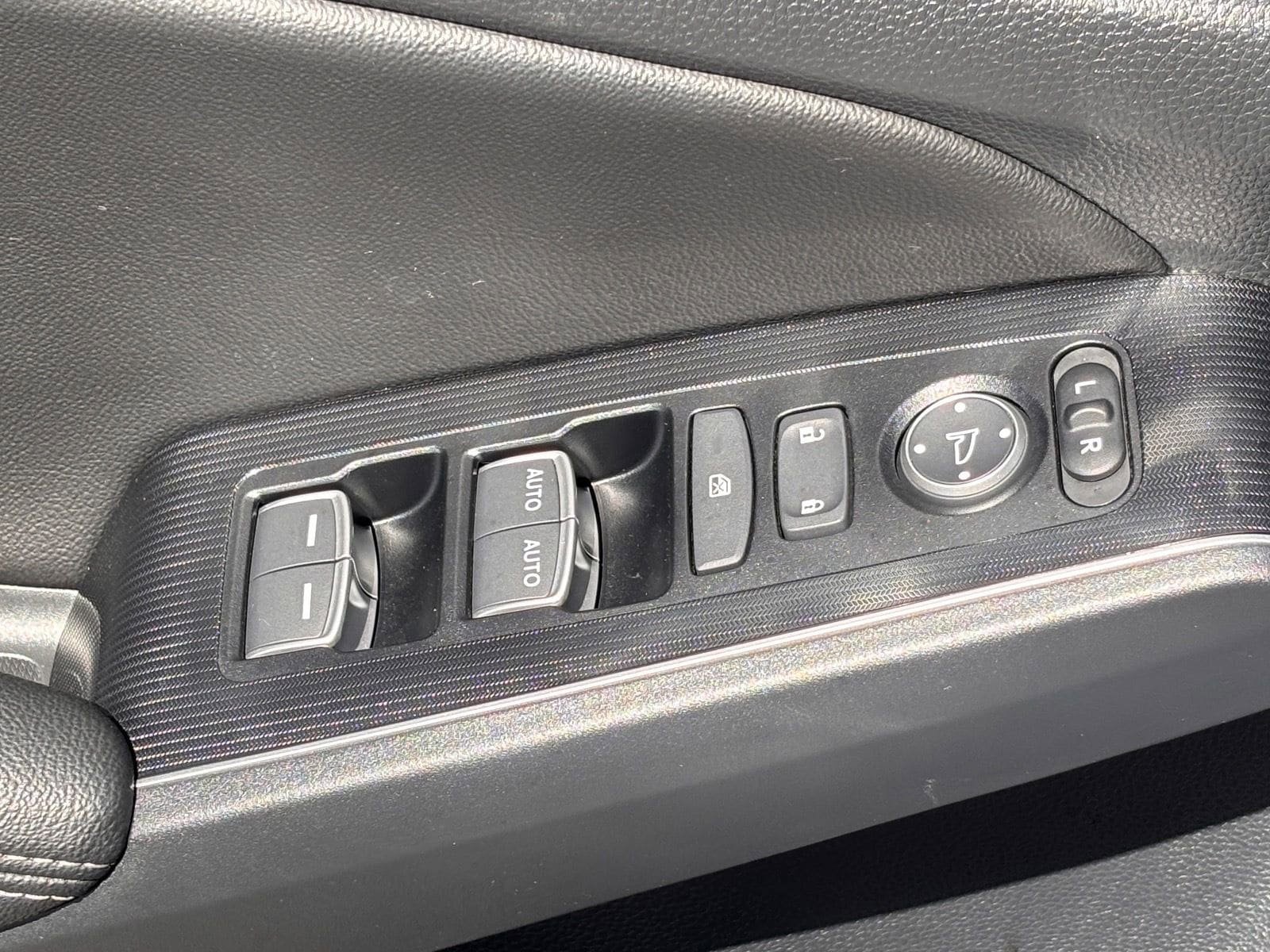 Certified 2024 Honda Civic Touring image 21