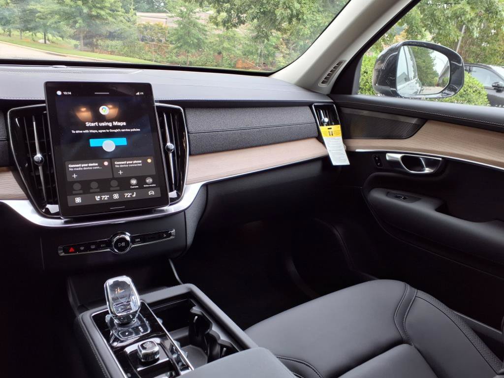 New 2026 Volvo XC90 B6 Plus w/ Protection Package Premier AWD/4WD image 13