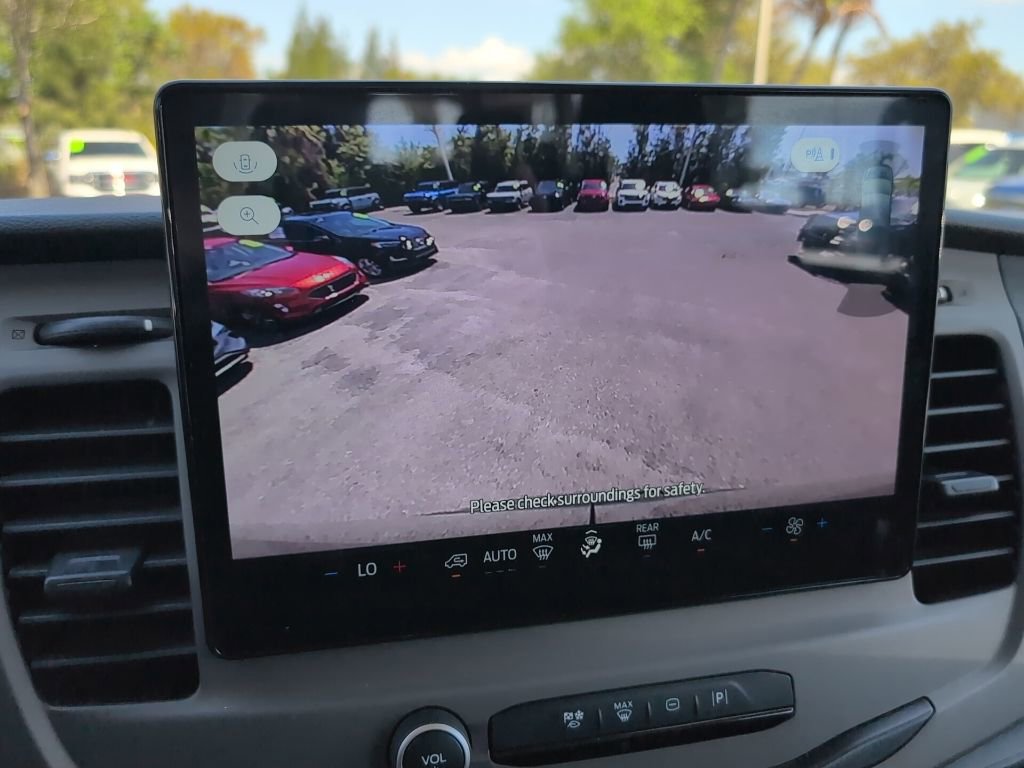 Certified 2022 Ford Transit 350 XLT RWD image 16