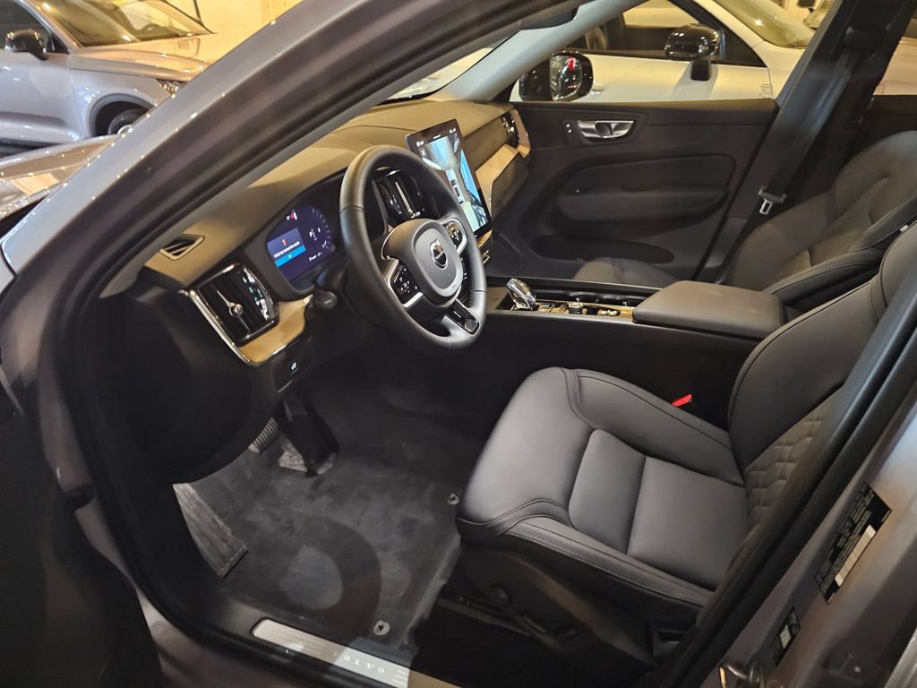 Certified 2026 Volvo XC60 B5 Plus w/ Protection Package Premier AWD/4WD image 15