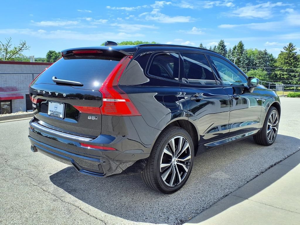 Certified 2023 Volvo XC60 B5 Ultimate w/ Climate Package AWD/4WD image 5