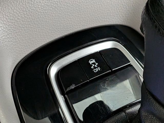 Used 2021 Toyota Corolla LE image 27