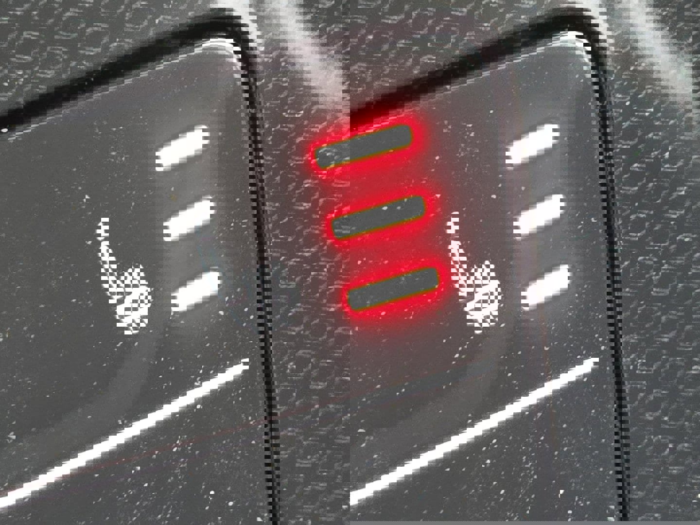 New 2026 Volkswagen Taos SE FWD image 7